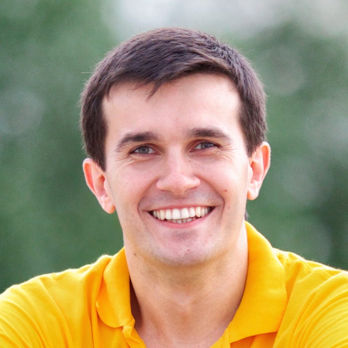 Andrew Garkavyi headshot