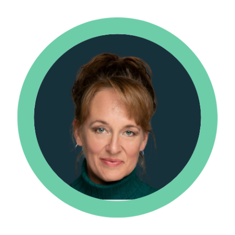 carole mahoney headshot