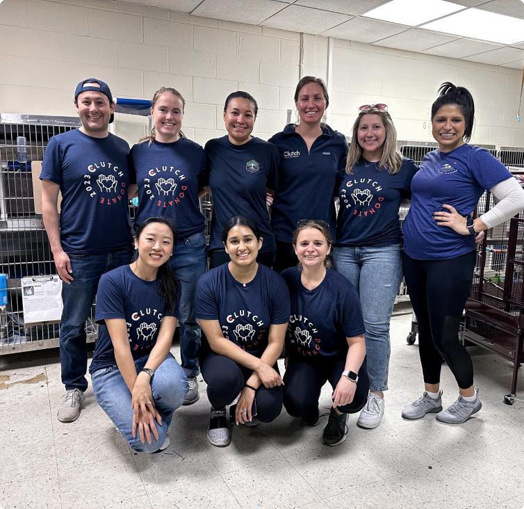 Clutch teammates volunteer together during annual company-wide Donate day. 