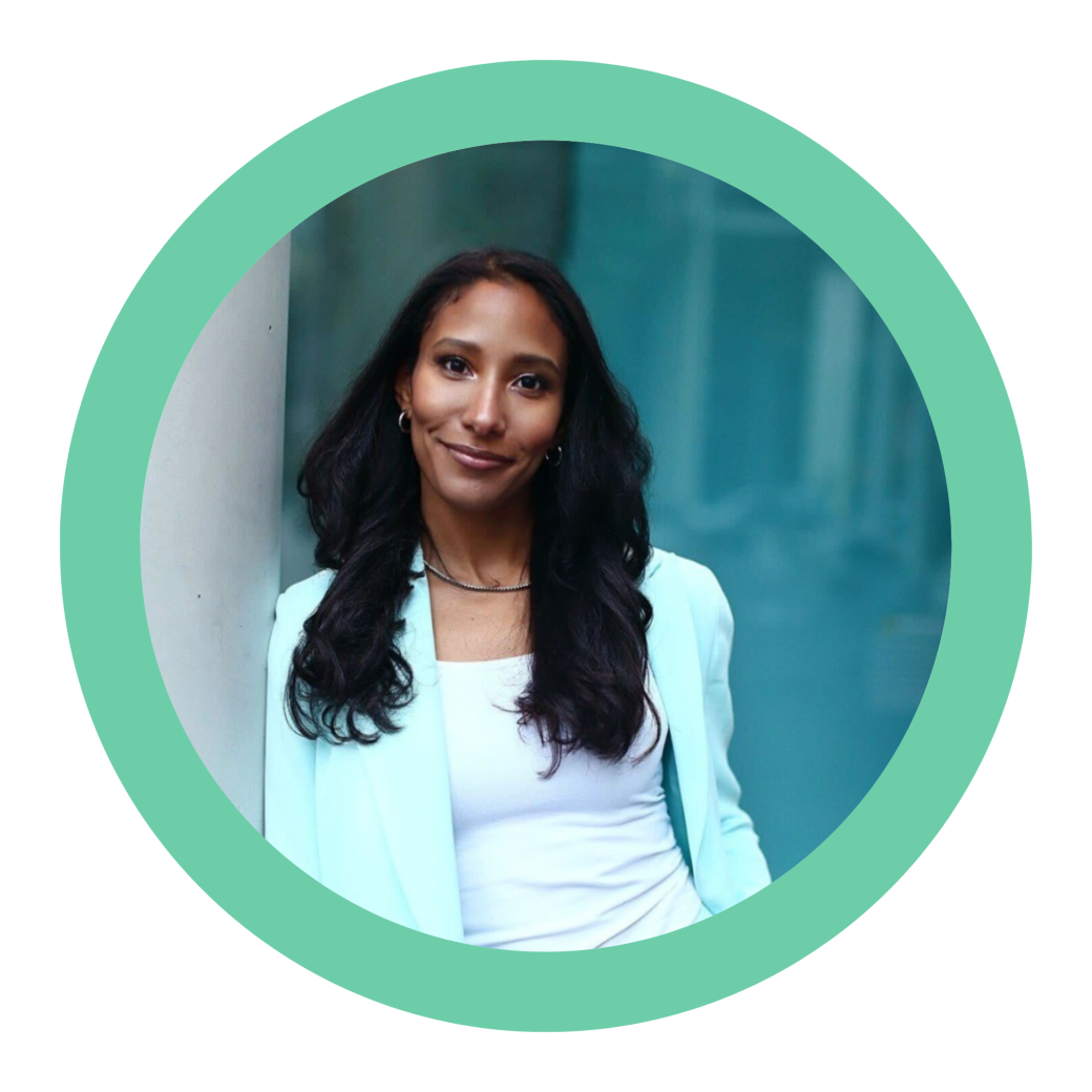 zoya segelbacher headshot