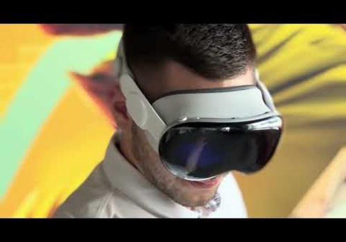 AR/VR Development Package Example: APPLE VISION PRO FOR FINTECH COMPANY