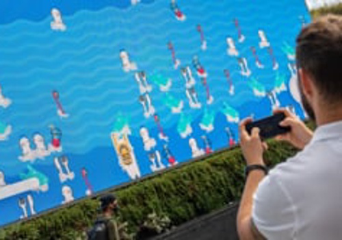 Custom Software Development Package Example: Interactive and Playable HTML5 DOOH