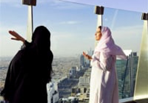 Video Production Package Example: Philips IPL Launch