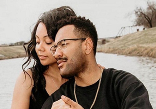 Mobile App Development Package Example: Eamore- Dating App