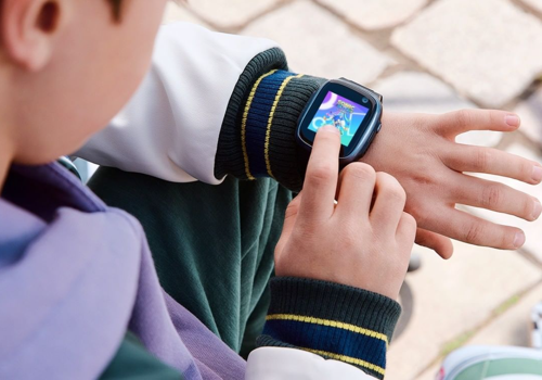 Pay Per Click Package Example: Mobile watch for children
