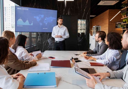 Cloud Consulting & SI Package Example: Workspace booking SaaS platform developed