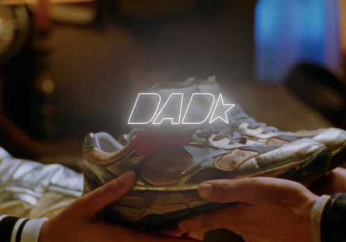 Advertising Package Example: Golden Goose Sneakers