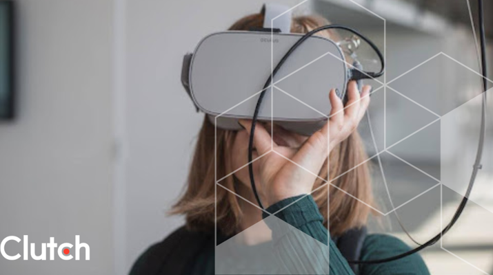 AR vs VR: What’s the Difference? cover image